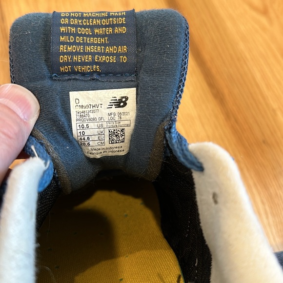 New Balance 997H, sz 10.5 - Picture 3 of 7
